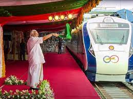 new delhi, PM flags off,Vande Bharat train