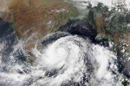 kolkata,Cyclone Mocha ,intensified sea