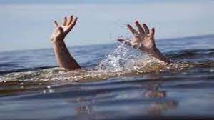 tikamgarh, Two youths drowned, body found