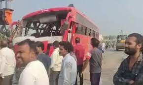 dewas, Bus going , child died