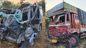 mumbai, Horrific accident, Mumbai-Goa highway, 9 people died