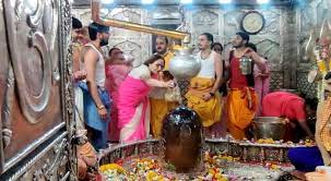 ujjain,Actress Jayaprada ,visited Lord Mahakal
