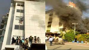 indore, Fire breaks out  Hotel Papaya Inn  plastic factory