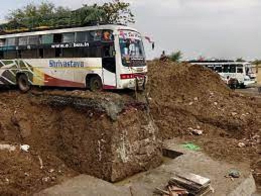 raisen,Bus,passengers 