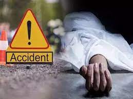raipur, Truck collided , one died