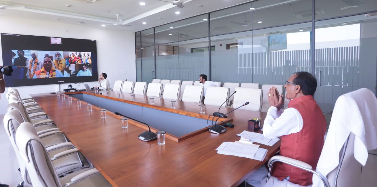 bhopal, Chief Minister , Shirdi by plane