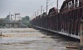 new delhi, Yamuna river ,cross danger mark