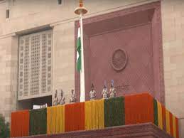 new delhi, Vice President ,hoists the flag 