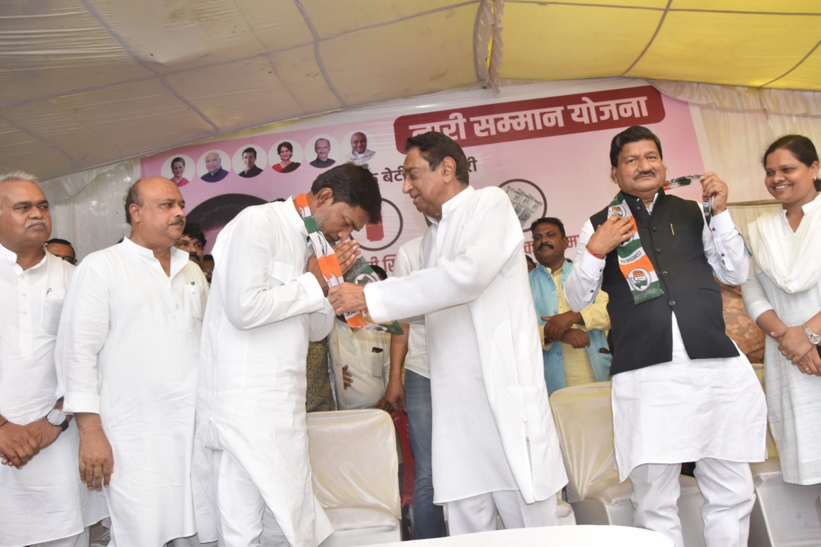 bhopal, Former MP , joins Congress