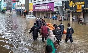 nagpur, Life disrupted , heavy rain 