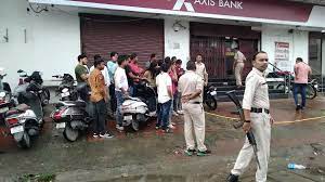 raigarh, Police took the dacoits , Axis Bank 