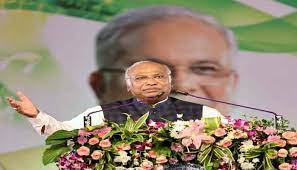 raipur, Congress leaders visit,  ED-IT raids, Mallikarjun Kharge