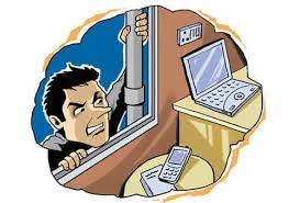 raipur,Laptop stolen , two arrested
