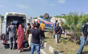 narsihpur, One dead , uncontrolled passenger bus 