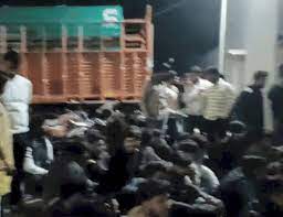 indore, 200 ABVP workers ,case of assault