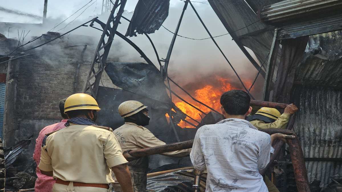indore,  massive fire ,Transport Nagar