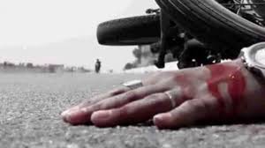 jagdalpur, Unknown vehicle ,hits bike rider