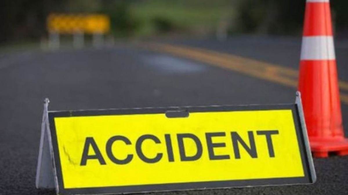 raigarh, Motorcycle collides , three youths die