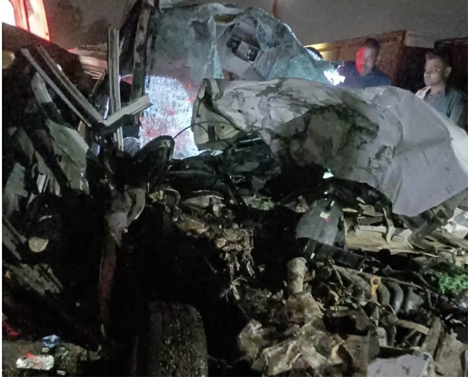 raipur, Fierce collision , Creta and truck