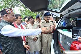 raipur, Following traffic rules ,Chief Minister