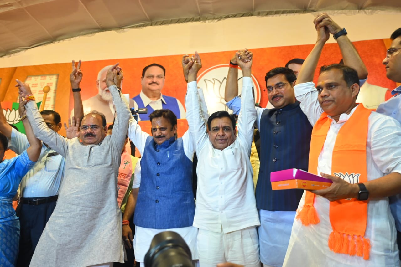 bhopal, Celebration ,state BJP office 