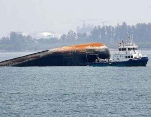 dubai, Oil tanker ,port in Oman