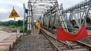 betul, Track caved , Barbatpur station 