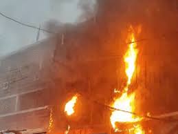 tikamgarh, Fire breaks out , textile showroom 