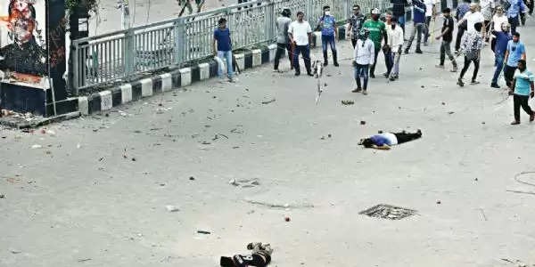 dhaka, Chaos in Bangladesh, 98 dead