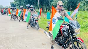 Villagers participated in the tricolor rally in the Naxalite 