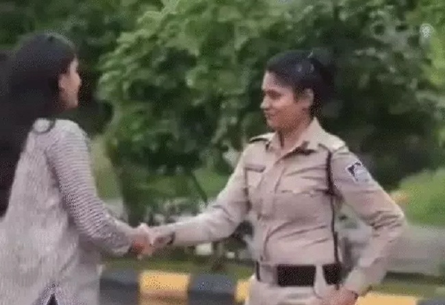 bhopal, Female constable ,advertise in uniform