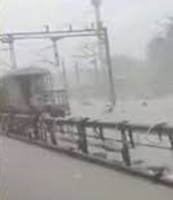 ratlam, Due to heavy rains,  track collapsed