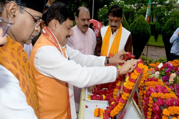 bhopal, Chief Minister  , Kushabhau Thackeray