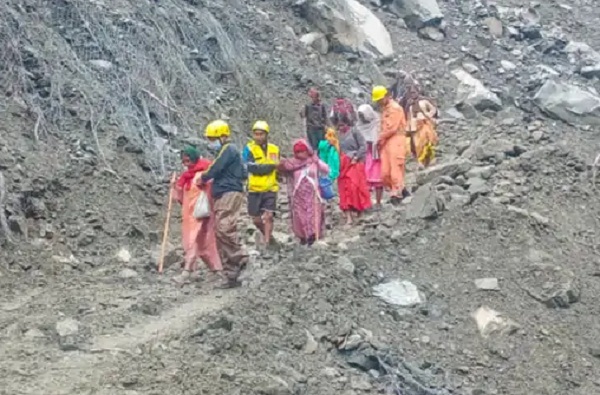 bhopal,Three devotees ,Uttarakhand landslide