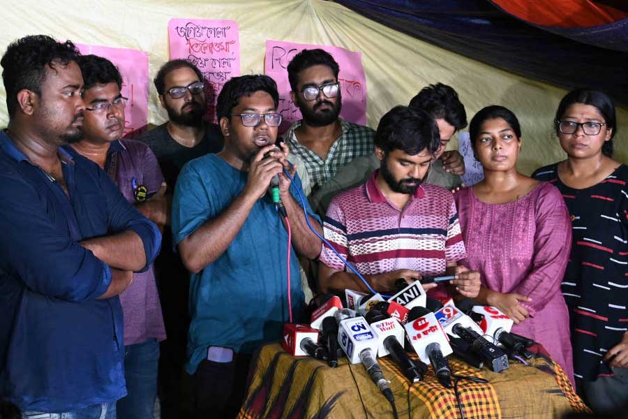 kolkata, Junior doctors, strike in Bengal