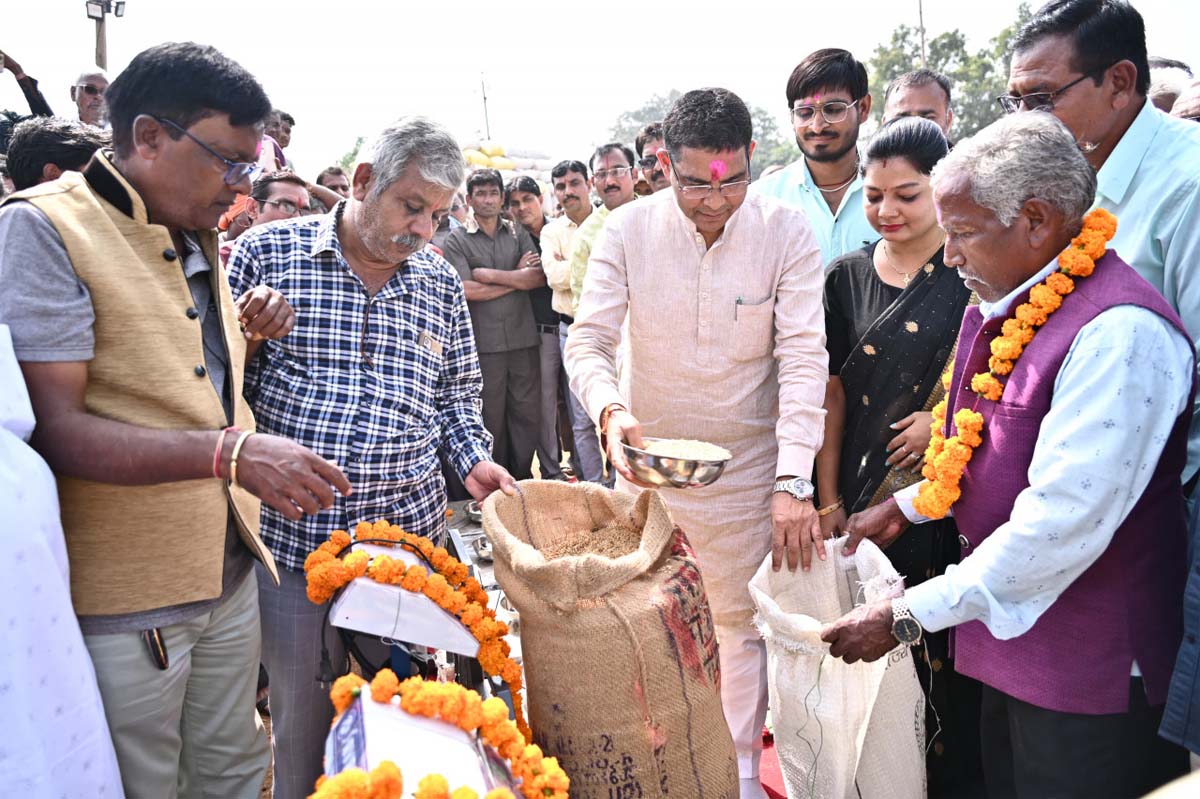 raipur, Revenue Minister Verma ,inaugurated paddy  