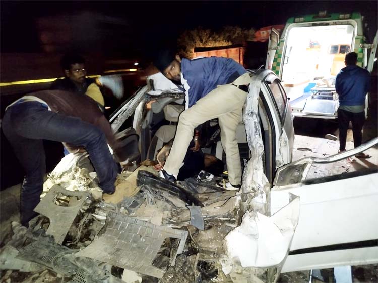 raipur,High speed car , two brothers died 