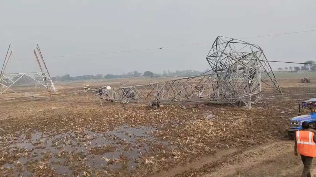 sidhi, Three people died , electricity tower 