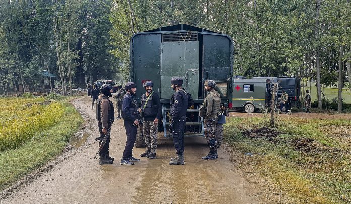  Kulgam, Security forces arrested , suspected terrorist  