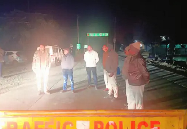 bhopal,   old bridge collapsed ,Berasia-Narsinghpur road