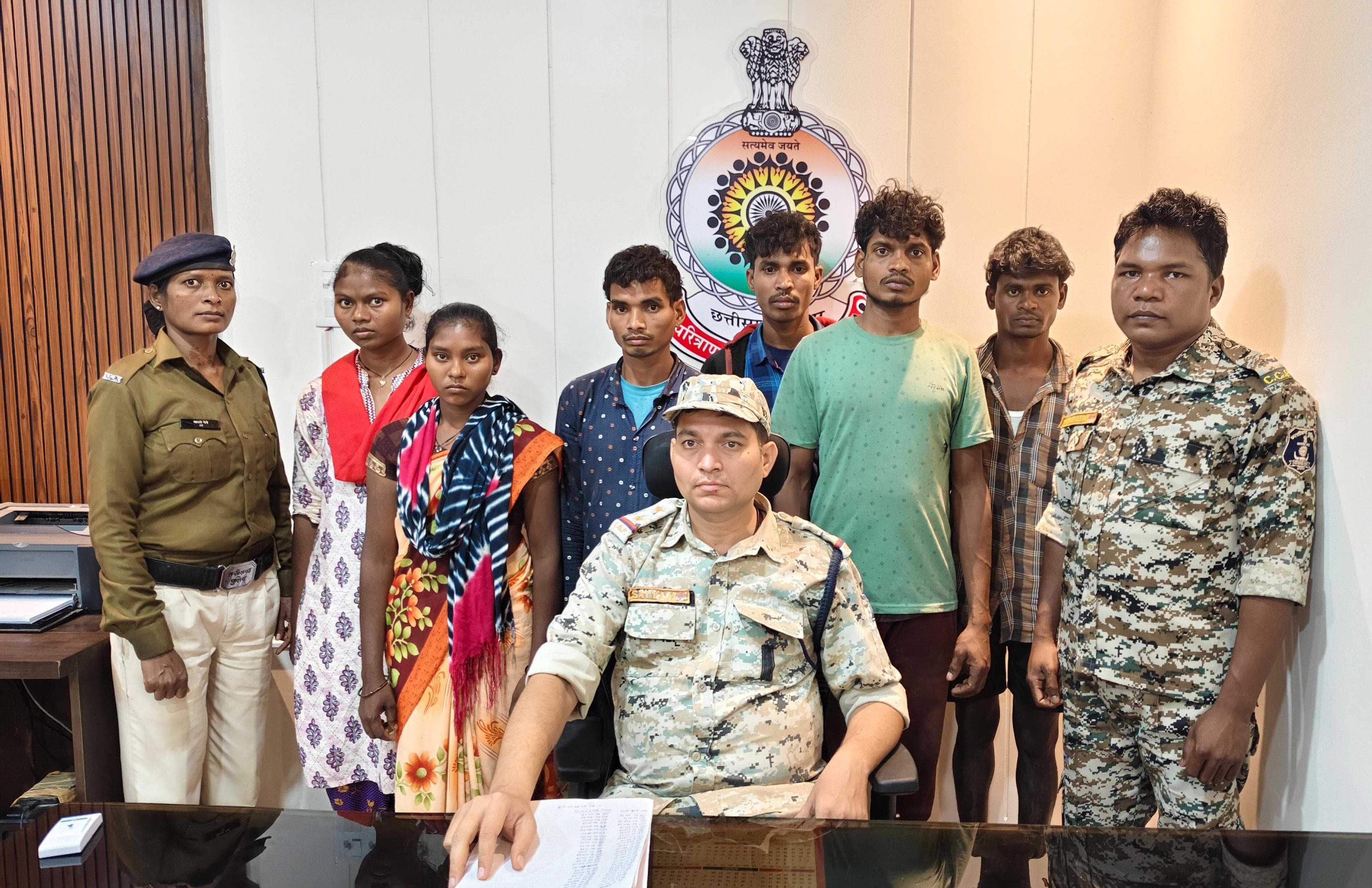 sukma, Police arrested, 6 Naxalites 