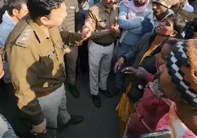 chatarpur,  patient died, district hospital