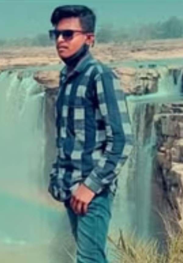 jagdalpur,   young man ,committed suicide  