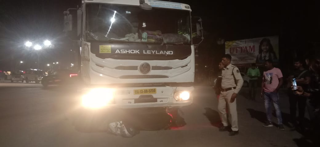 raigarh, Hiva hits ,scooter rider 