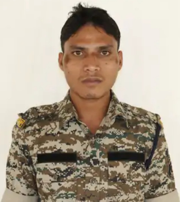 dantewada, Constable Madkami ,committed suicide 