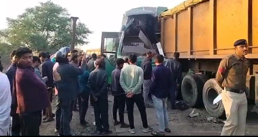 anuppur,  bus full of Kumbh pilgrims  , one dead