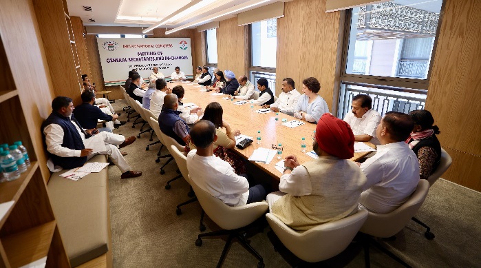 new delhi, Kharge warned, top Congress leaders