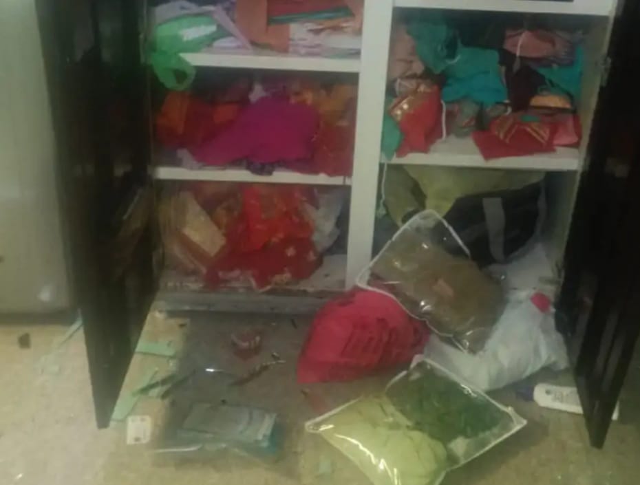 rajgarh, Cash and jewelry ,stolen 