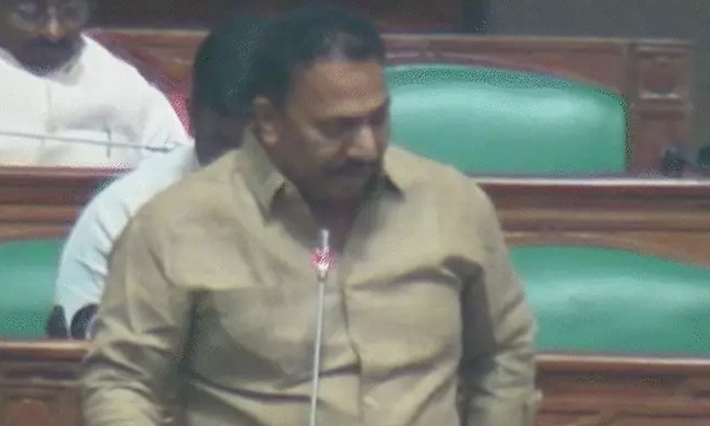 bhopal, BJP issued notice , Alot MLA  