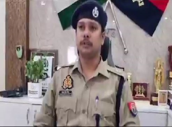 meruth,  offer namaz , ASP